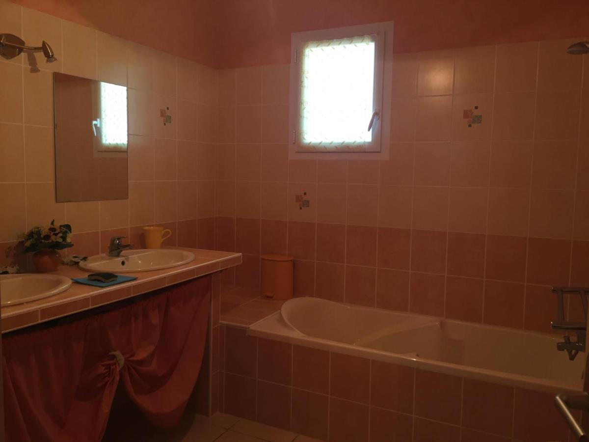 Maison Neuve A Longeville-Sur-Mer : Confort Et Tranquillite Proche Plage - Fr-1-336-117 * Longeville-sur-Mer